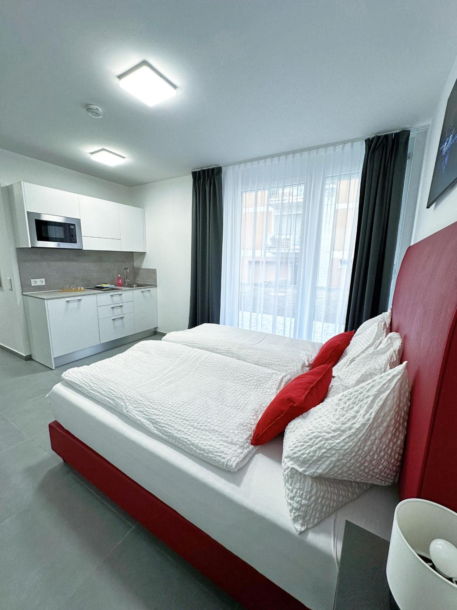 Grazora Living Apartments Экстерьер фото